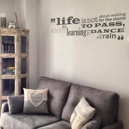 Charming Studio In Apartment